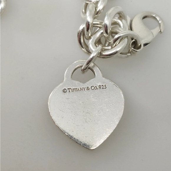 Tiffany & Co. 💯 % Auth Return to Tiffany Heart Tag Bracelet w/ Box ✨EUC✨Sz7.5 - Picture 4 of 6